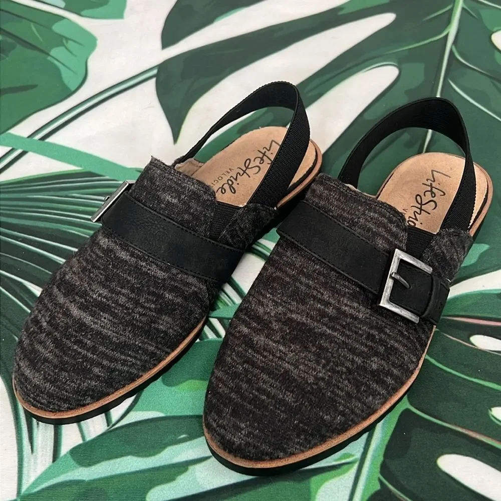 * Life Stride velocity charcoal slide flats with back strap